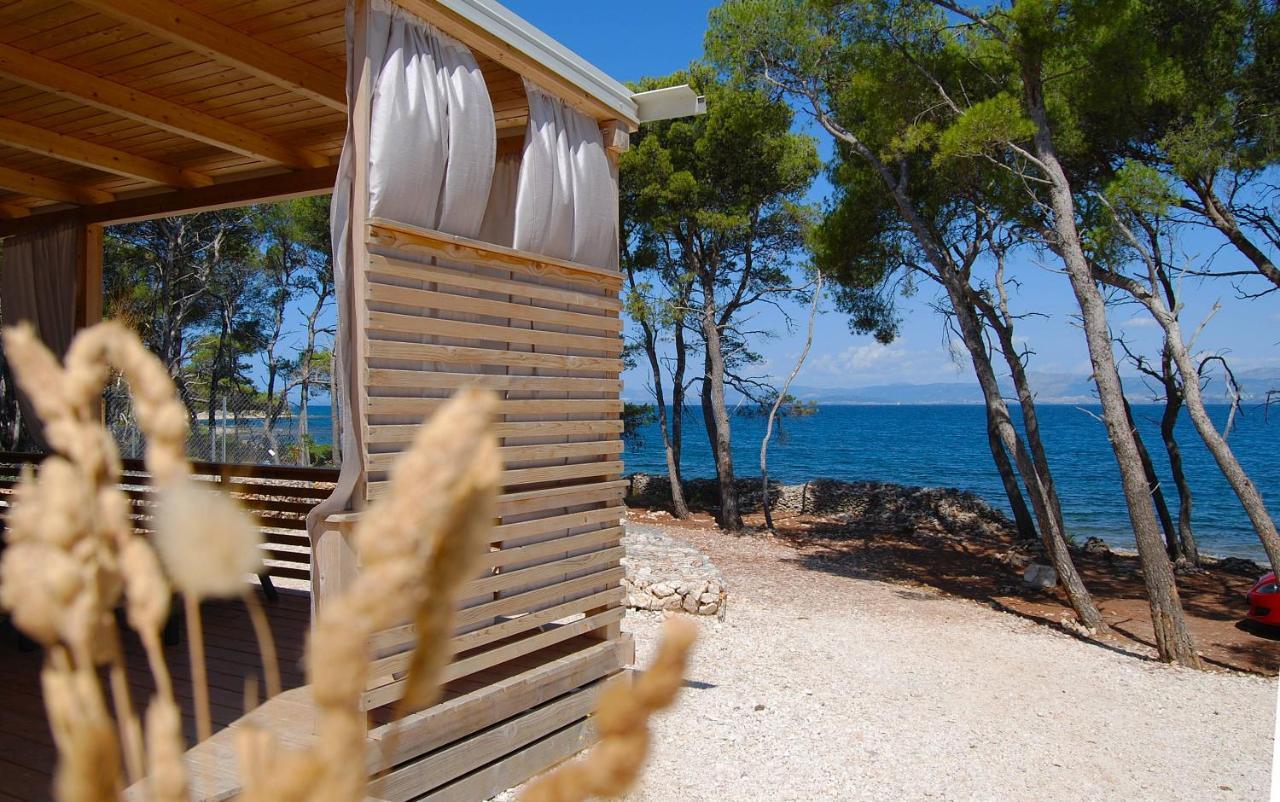 Boutique Camping Bunja سوبيتار المظهر الخارجي الصورة