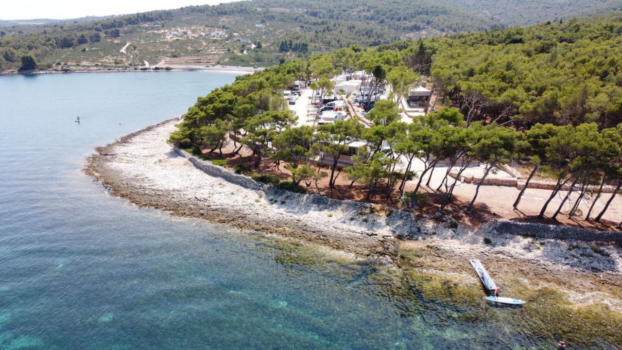 Boutique Camping Bunja سوبيتار المظهر الخارجي الصورة
