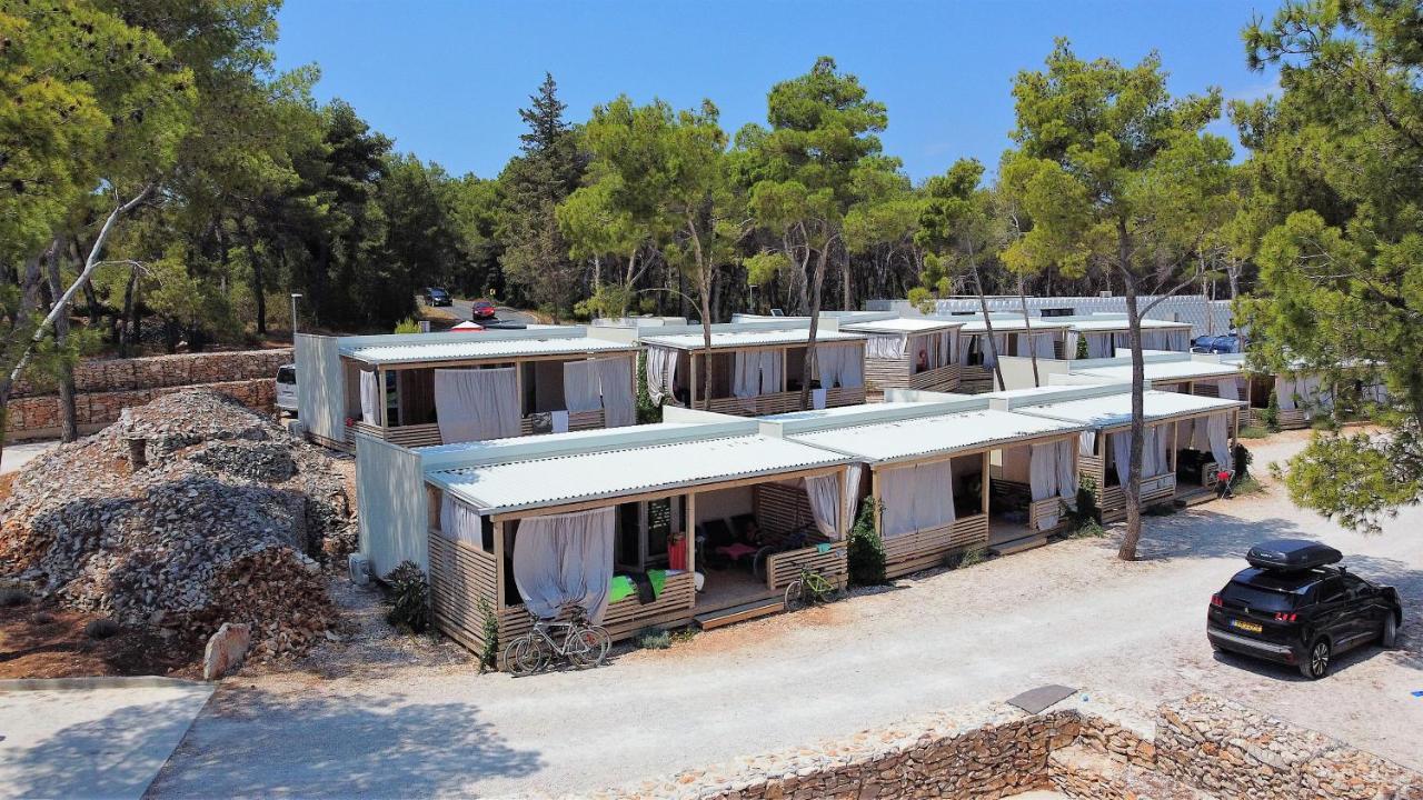 Boutique Camping Bunja سوبيتار المظهر الخارجي الصورة