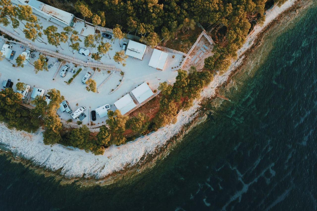 Boutique Camping Bunja سوبيتار المظهر الخارجي الصورة