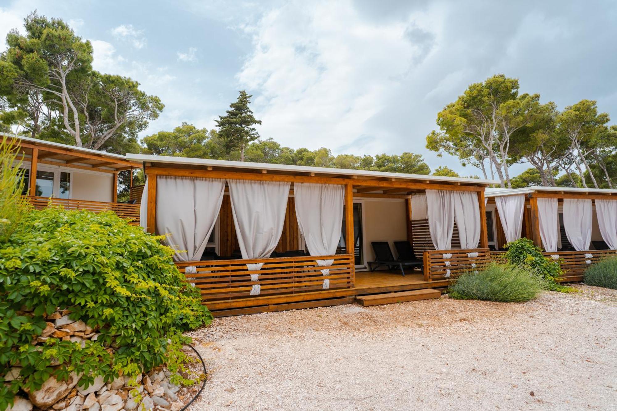 Boutique Camping Bunja سوبيتار المظهر الخارجي الصورة